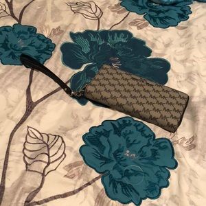 Micheal kors jet set travel set wristlet wallet